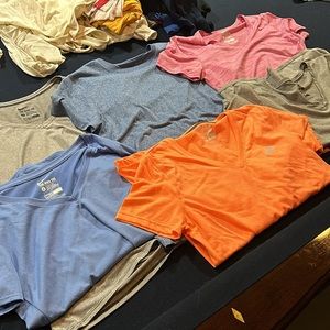 Women’s Athletic Tops